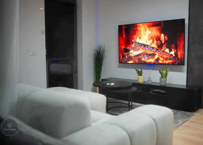 Апартаменти Luxury 2-bedroom 2-bath With Balcony Near Pipera Metro