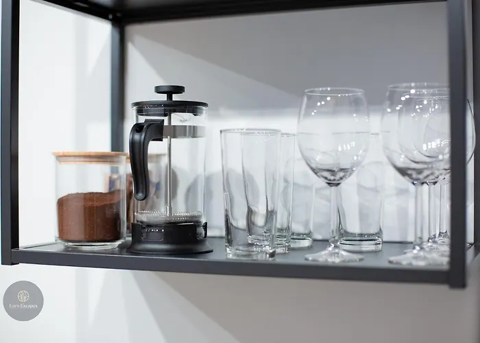 Luxury 2-bedroom 2-bath With Balcony Near Pipera Metro *