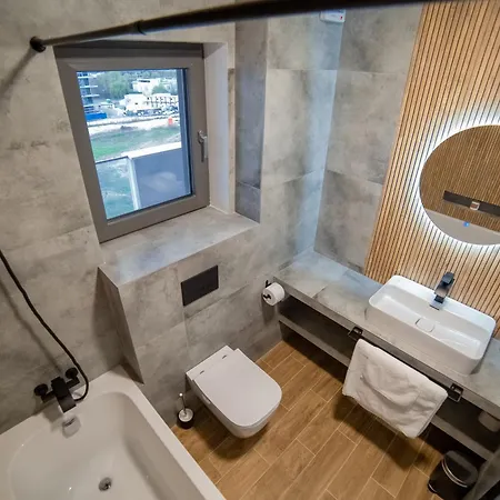 Luxury 2-bedroom 2-bath With Balcony Near Pipera Metro Διαμέρισμα