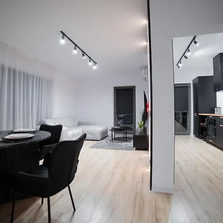 Luxury 2-bedroom 2-bath With Balcony Near Pipera Metro *