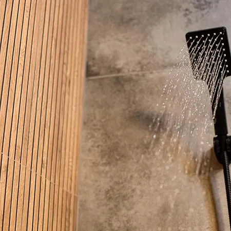 Luxury 2-bedroom 2-bath With Balcony Near Pipera Metro