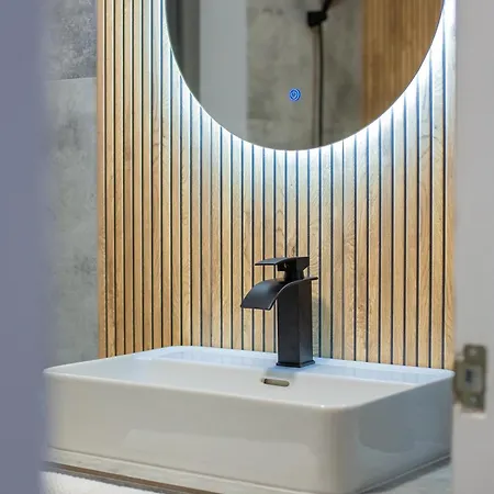 Appartamento Luxury 2-bedroom 2-bath With Balcony Near Pipera Metro