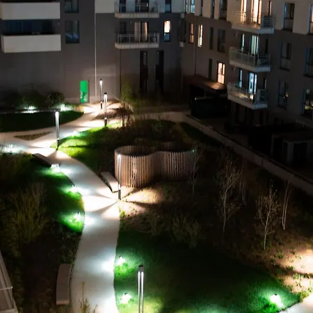 Luxury 2-bedroom 2-bath With Balcony Near Pipera Metro Lägenhet