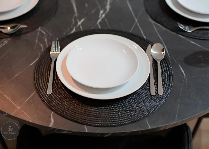 Luxury 2-bedroom 2-bath With Balcony Near Pipera Metro Apartman