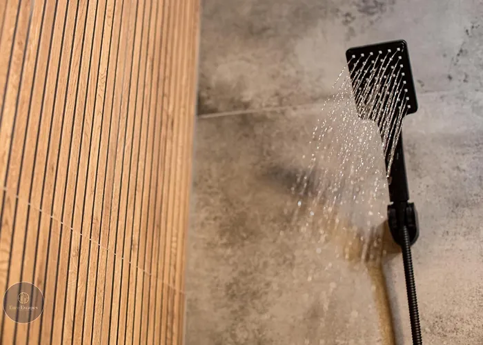 Luxury 2-bedroom 2-bath With Balcony Near Pipera Metro