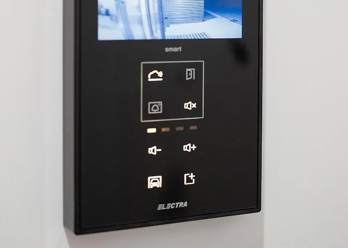 Luxury 2-bedroom 2-bath With Balcony Near Pipera Metro Apartament *