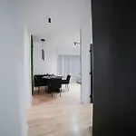 Apartamento Two-bedroom With Wraparound Balcony Near Pipera Metro Bucareste