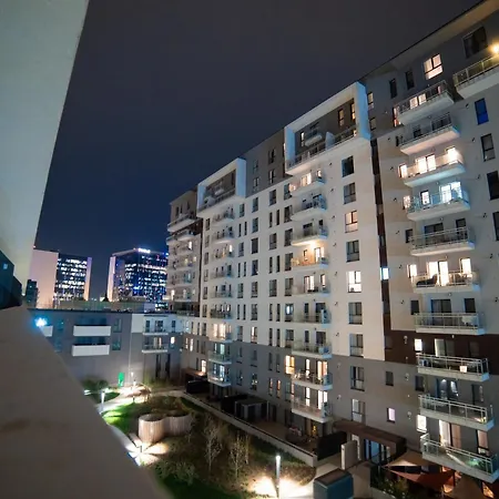 Luxury 2-bedroom 2-bath With Balcony Near Pipera Metro